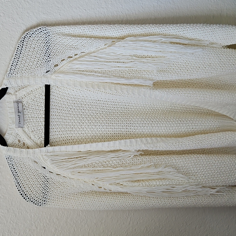 Sweet Generis  M/L fringe cardigan
